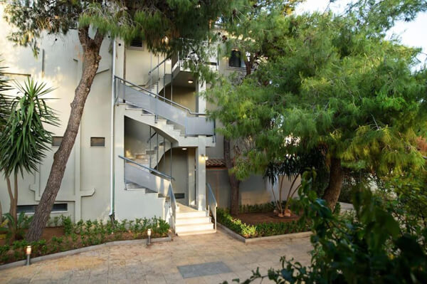 lagonissi residence