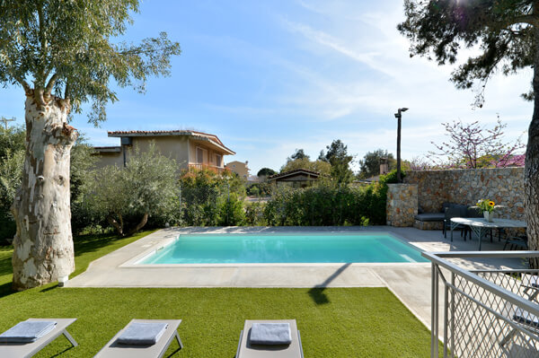 lagonissi residence